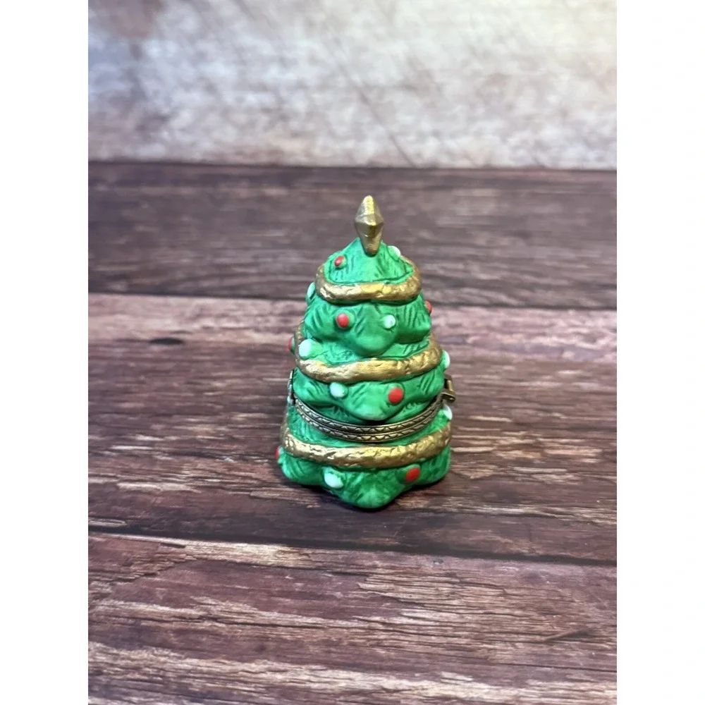 Vintage Hand Painted Ceramic Green Christmas Holiday Tree Gold Star Trinket Box